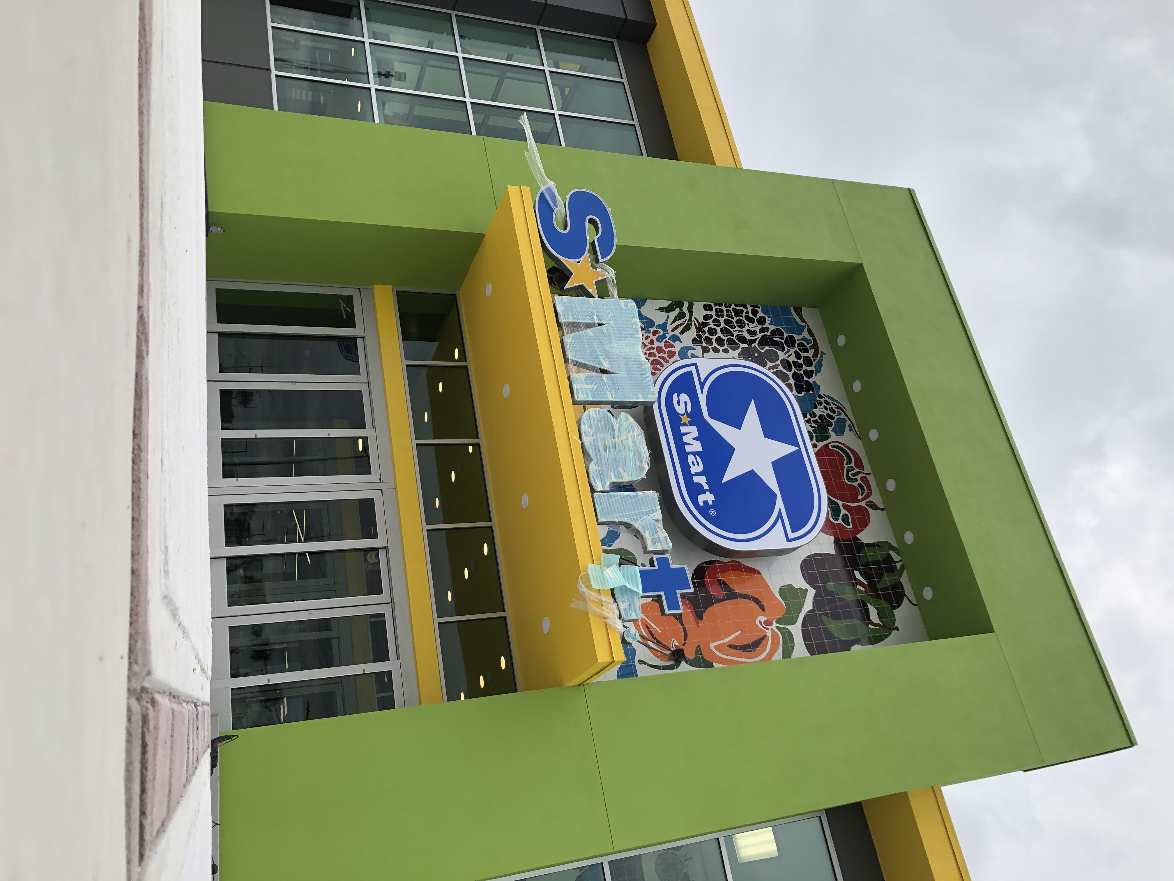 Nueva Sucursal S-Mart Lauro Villar